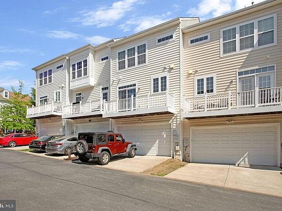 2nd image of 505 Jurgensen Pl
