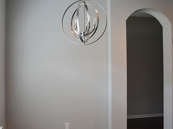 5th image of 9137 Autumnbrooke Way