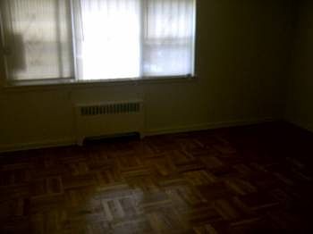 5th image of 16605 Highland Ave APT 8j