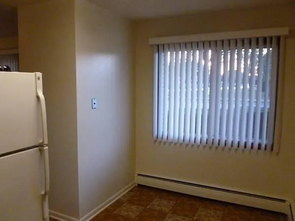 2211 Yeoman St — Photo 6