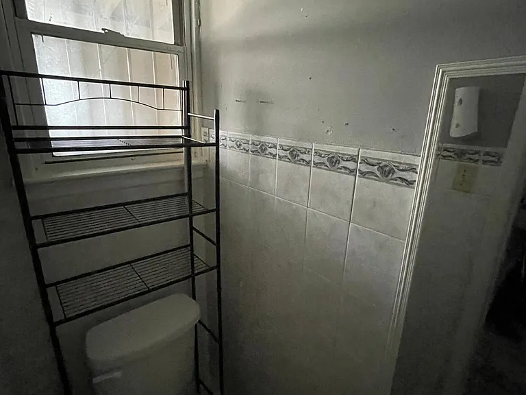 219 Magnolia Ave #3L — Photo 10