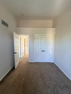 8 Crenshaw Ct — Photo 34