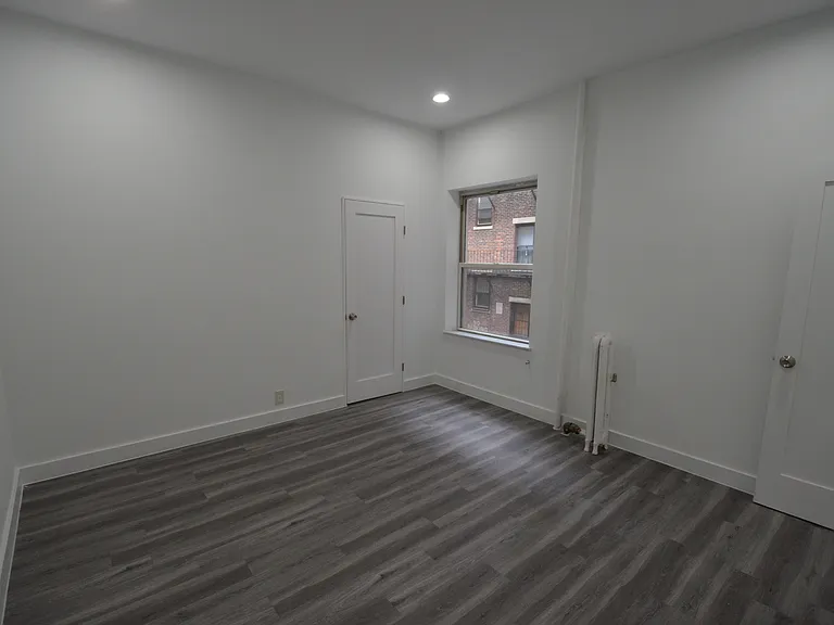 111 Peterborough St #5 — Photo 9