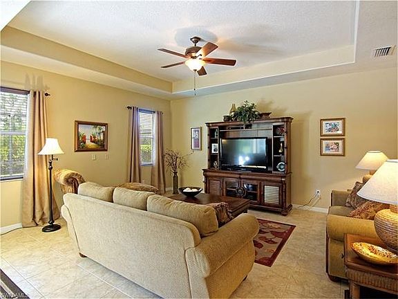 4th image of 21568 Belvedere Ln