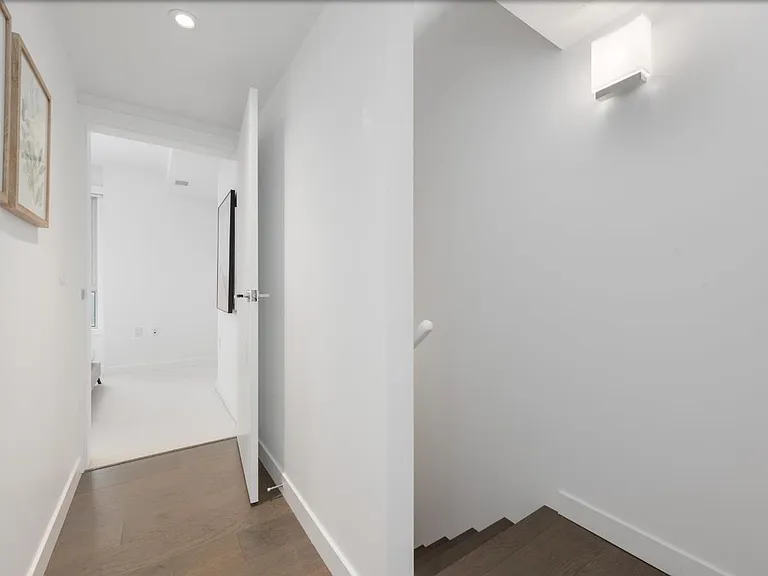6308 Cambie St — Photo 12