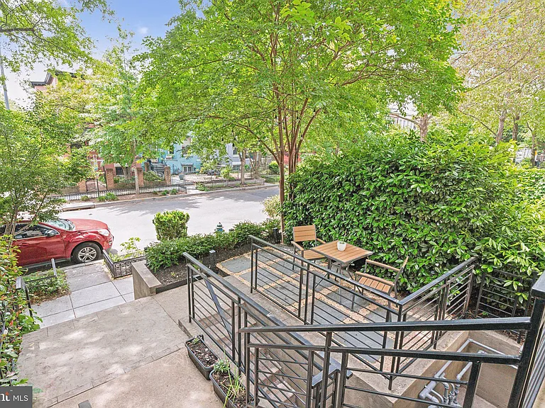 145 Adams St NW #1 — Photo 20