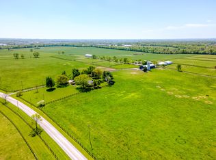 1815 Clifton Rd, Versailles, KY 40383