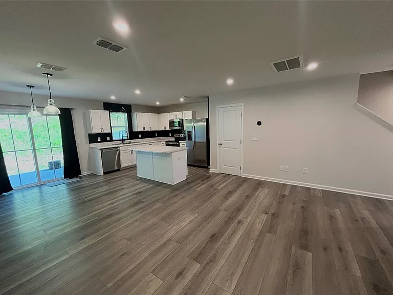 131 Sarnesfield Way — Photo 2