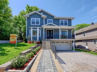 526 Terhune St, Teaneck, NJ 07666