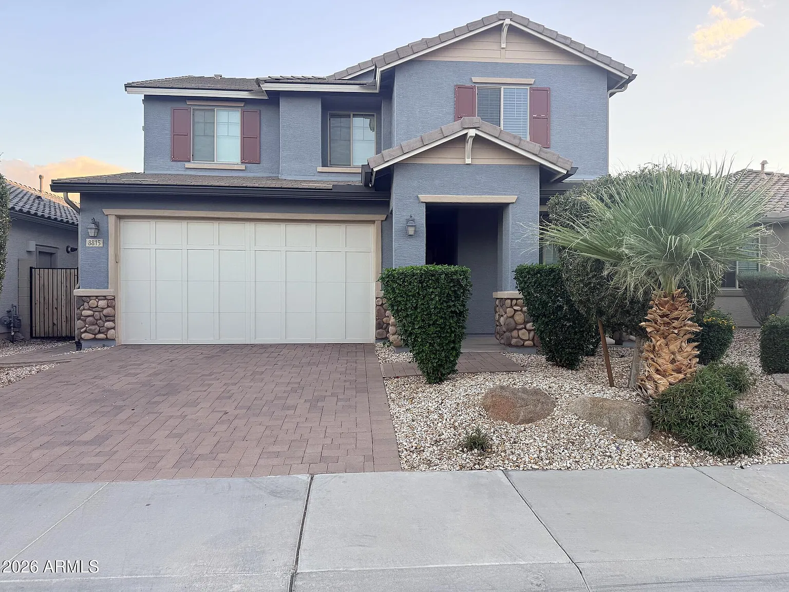 4 bed, 2.5 bath, 2162 sqft, $2,395 — Photo 2