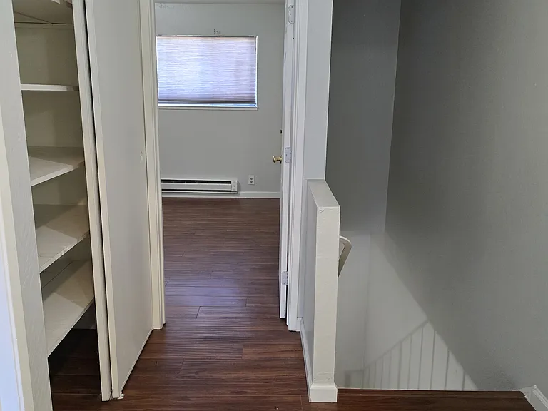 1421 Benton St #D — Photo 7