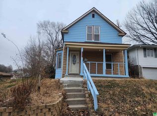1102 S Alice St, Sioux City, IA 51106