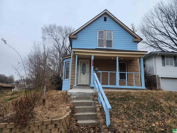 1102 S Alice St, Sioux City, IA 51106