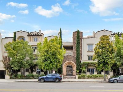 15206 Burbank Blvd APT 203, Van Nuys, CA, 91411