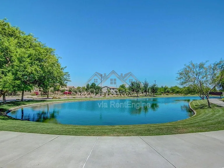 4467 E Remington Dr — Photo 39