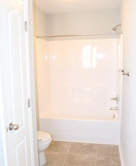 831 Erika Ln — Photo 36