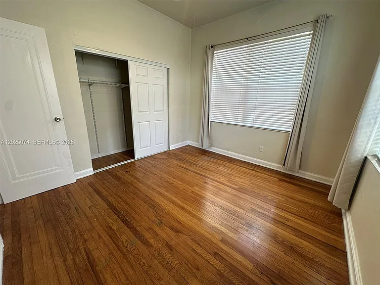 2328 SW 17th St #1 — Photo 7