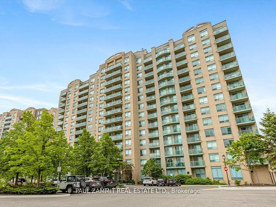 39 Oneida Cres #306
