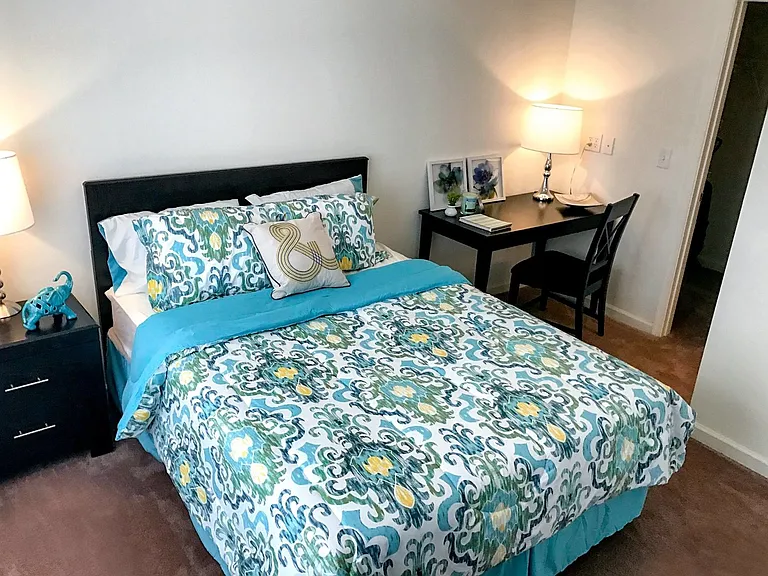 The Suites at Port Warwick — Photo 17