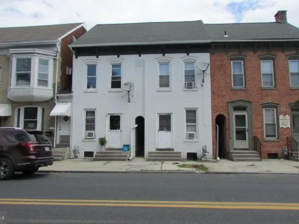 220 Baltimore St, Hanover, PA 17331