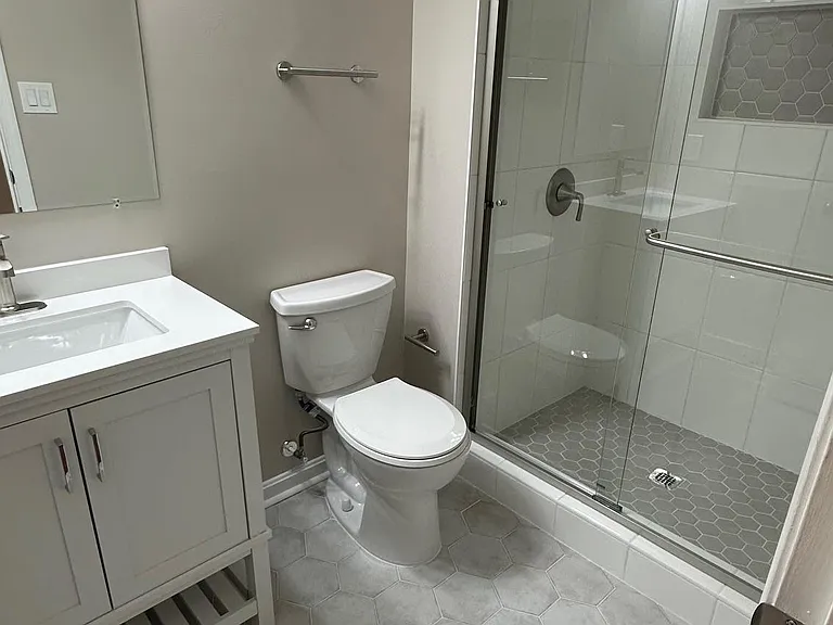 12308 Sandy Point Ct — Photo 17
