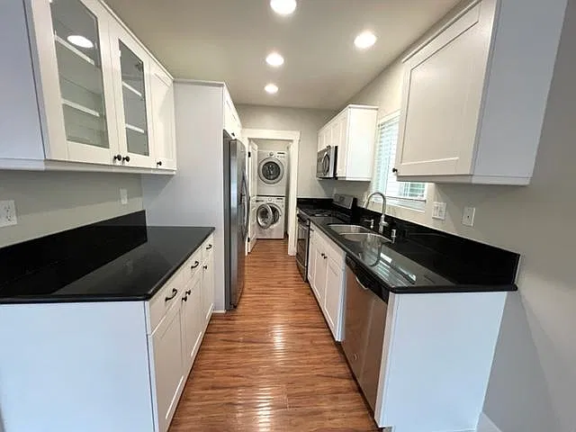1 bed, 600 sqft, $2,695 — Photo 3