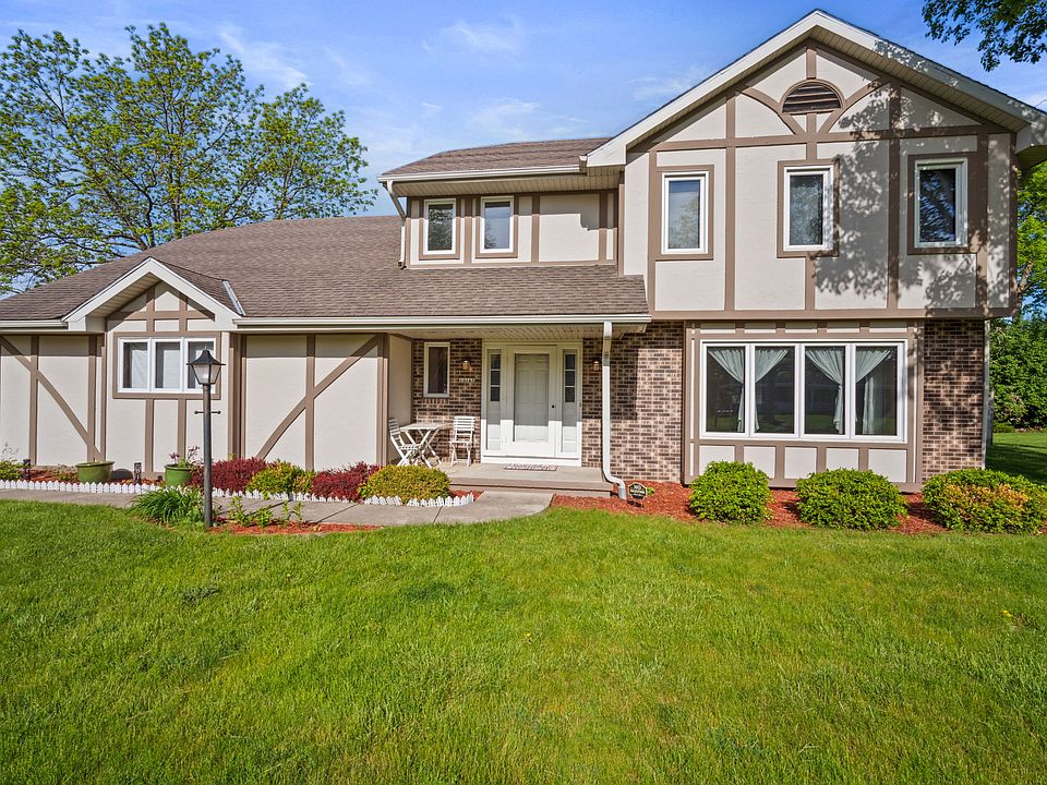 1st image of 13165 W Scarborough Dr