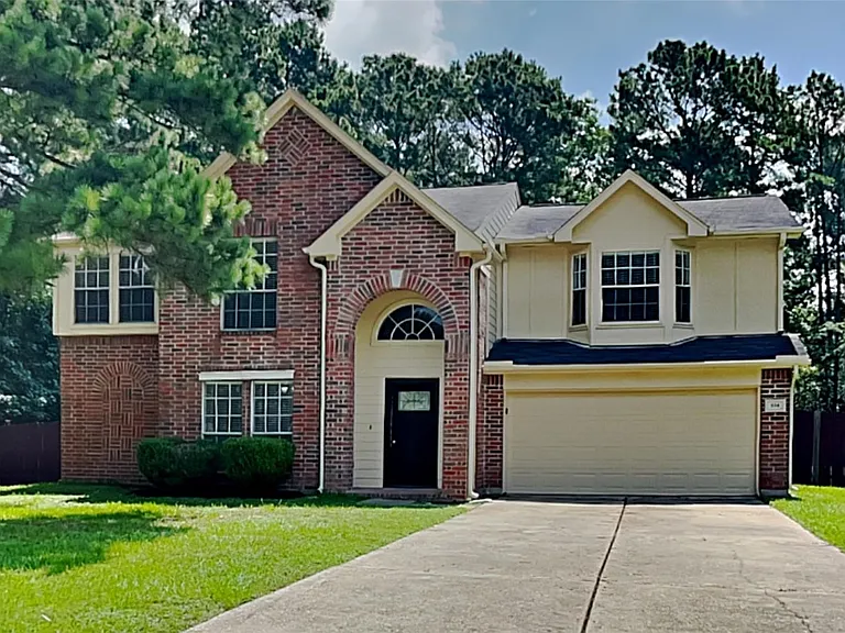 814 Gunnison — Photo 1