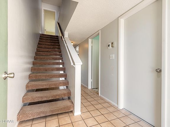 2nd image of 135 Club House Blvd