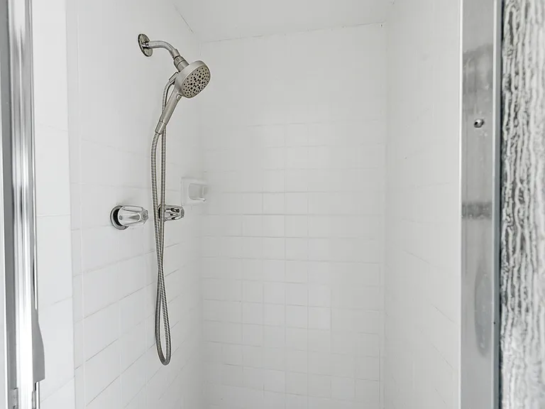 20 Kent Pl — Photo 32