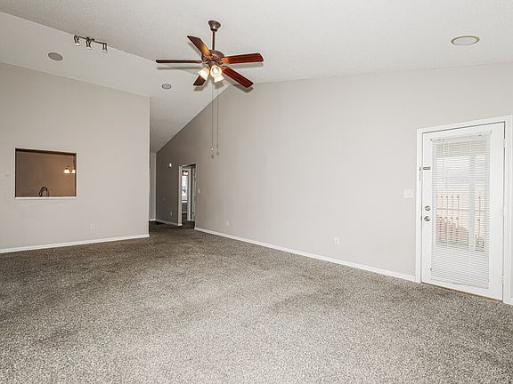 4th image of 9671 Jackson Way