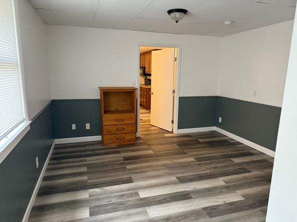 28 S Main St #6