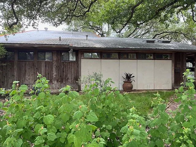 1211 Ruth Ave — Photo 1
