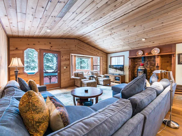 7995 Forest Glen Dr, Tahoe Vista, CA 96148