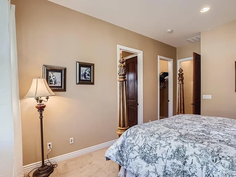 10104 Inverness Main St — Photo 25