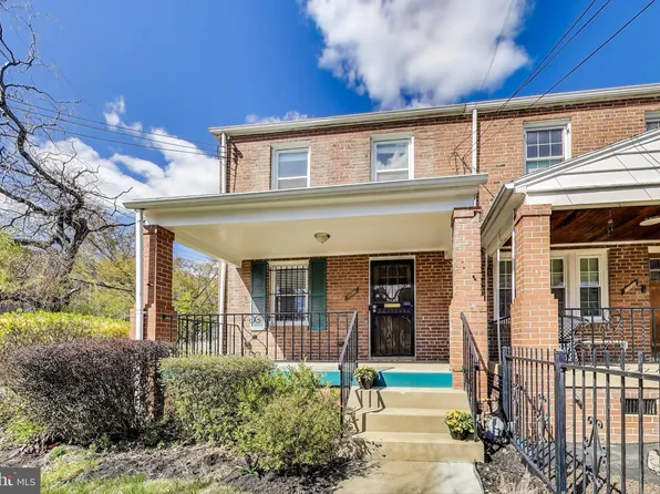 1900 R St SE, Washington, DC 20020