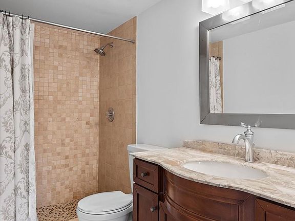 5th image of 801 NE 18th Court #210