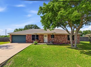 4051 Country Meadows Cir, Granbury, TX 76049