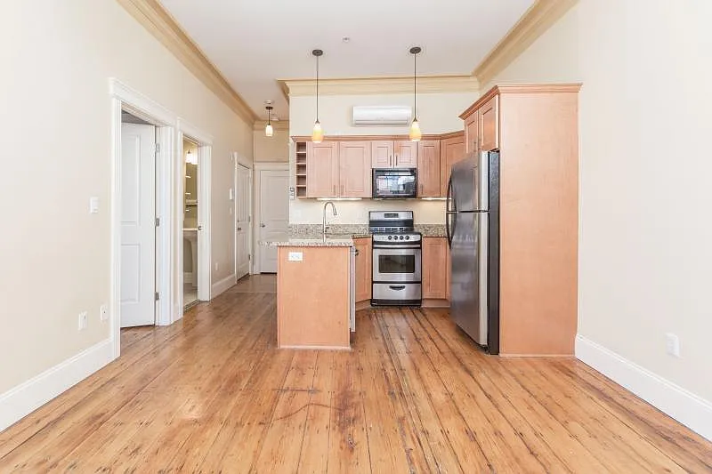 263 Newbury St #2
