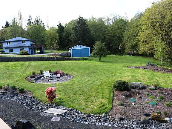 3rd image of 4419 Gregory Ln E