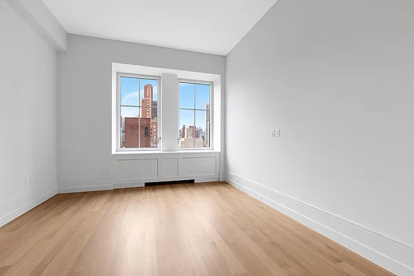 Rented by Compass | media 24