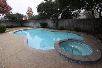 2nd image of 2621 Valley Creek Trl