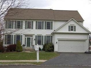 3 Queenberry Way, Basking Ridge, NJ 07920