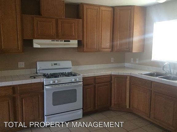 5th image of 317 Paul Ave #317