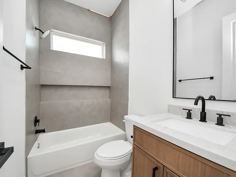 4607 Gunter St #B — Photo 24