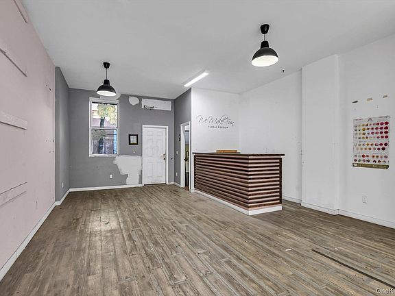 5th image of 8421 7th Avenue
