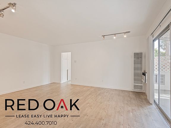 5th image of 1327 N Laurel Ave #6