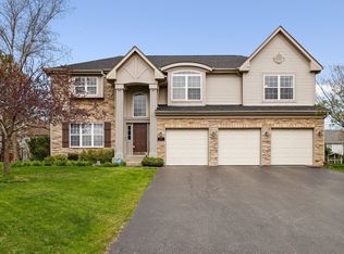 8079 Orchard Ct, Long Grove, IL