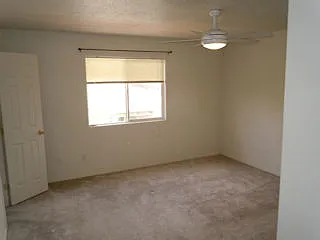 1907 Girard Blvd NE — Photo 23