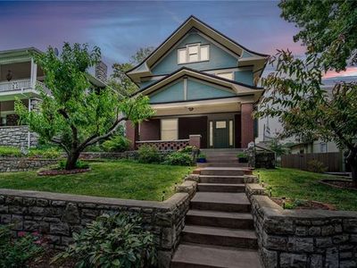 807 W Truman Rd, Independence, MO, 64050